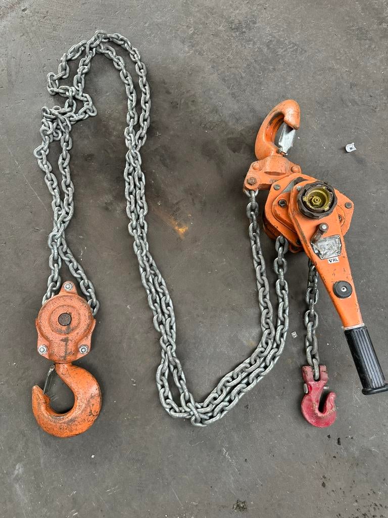Vital v-lever 6,3 ton, Ophalen, Zo goed als nieuw