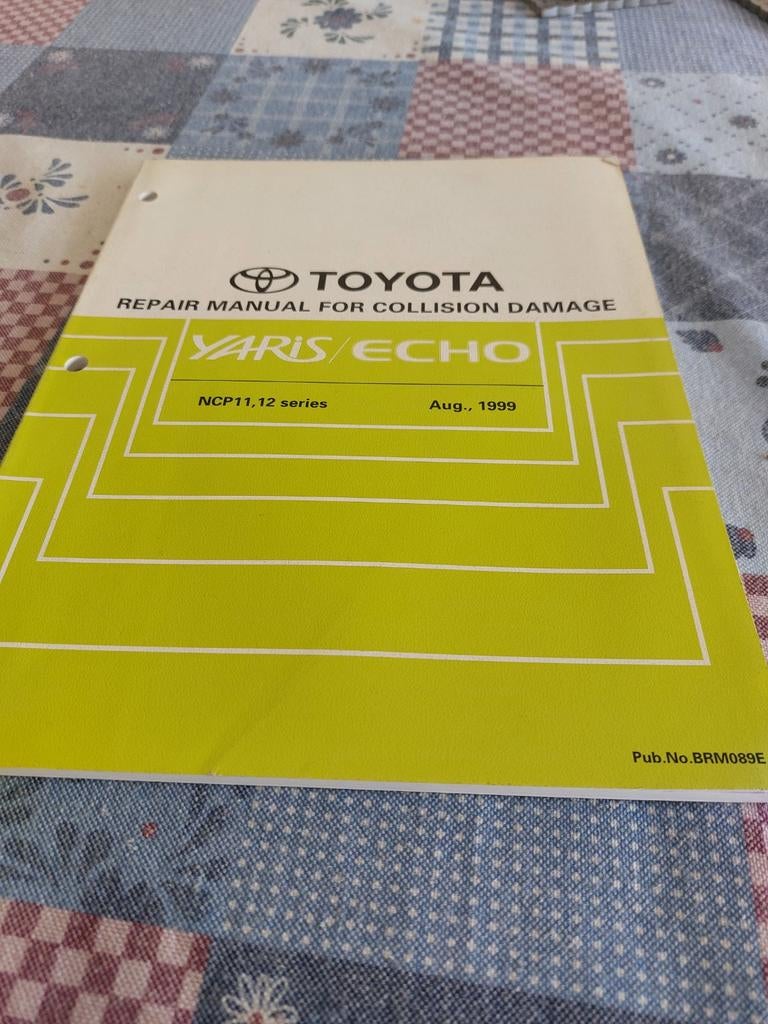 REPAIR MANUAL FOR COLLISION DAMAGE TOYOTA YARIS NCP11 NCP12, Ophalen of Verzenden