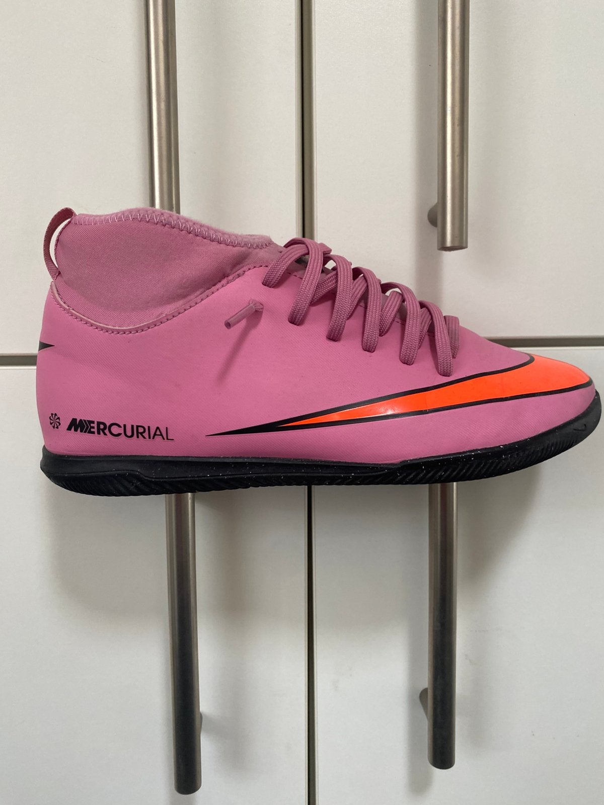Nike Mercurial binnen zaalschoenen maat 37,5, Ophalen, Overige kleuren, Sportschoenen, Zo goed als nieuw