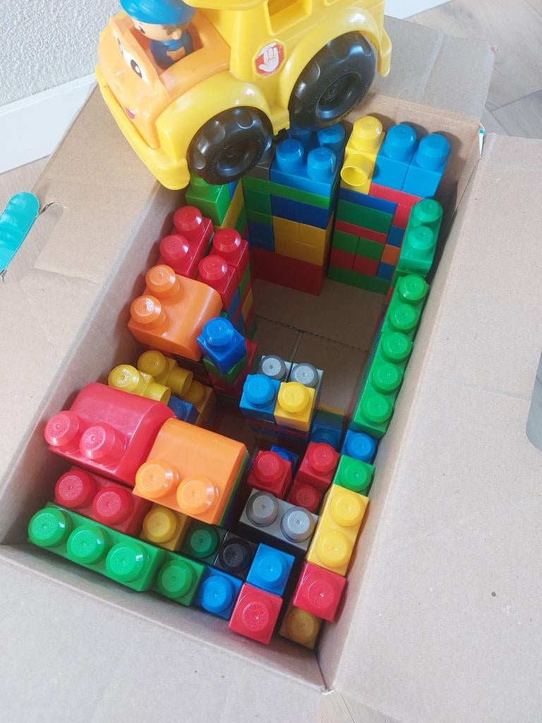 Grote doos met Megabloks en een voertuig, Ophalen of Verzenden, Gebruikt, Megabloks