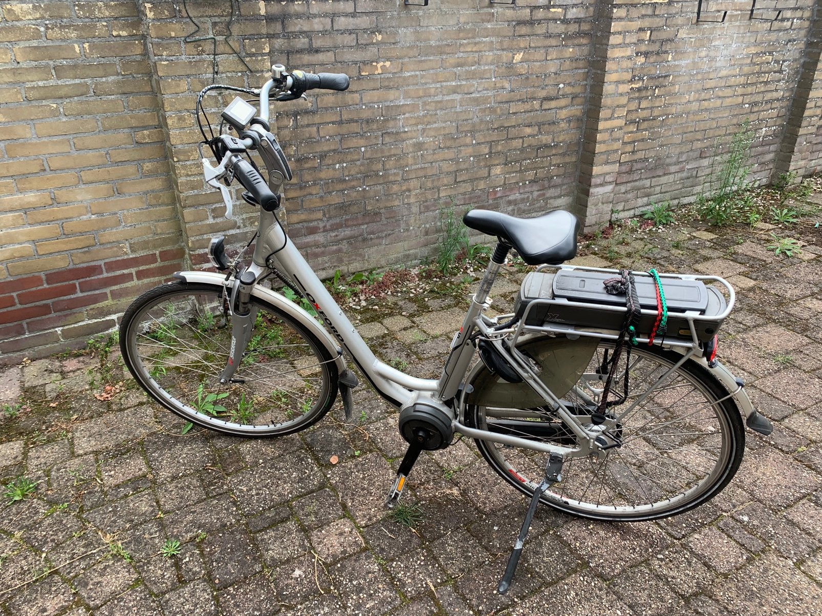 Oxford elektrische fiets met middenmotor en nieuwe accu, Fietsen en Brommers, Elektrische fietsen, Ophalen, Zo goed als nieuw