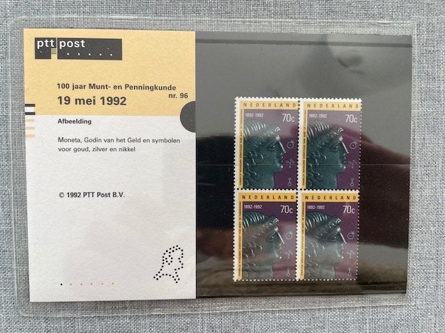 Postzegelmapje PZM96 - 100 jaar Nederlands genootschap voor, Ophalen of Verzenden, Postfris, Overige thema's