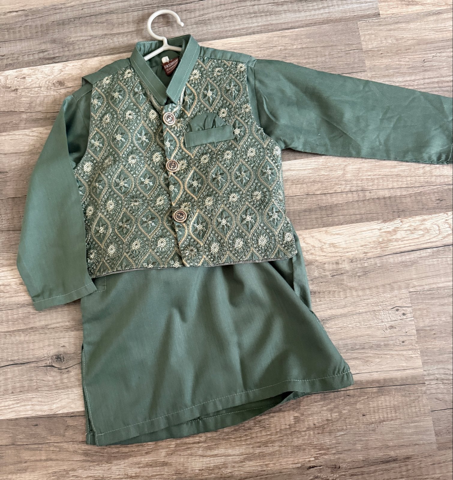 Traditionele Indiase kleding set voor jongens, Ophalen of Verzenden, Zo goed als nieuw, Jongen