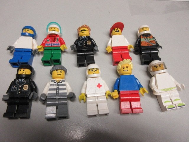 nr. 8832, 10 Lego poppetjes., Ophalen of Verzenden, Zo goed als nieuw, Lego