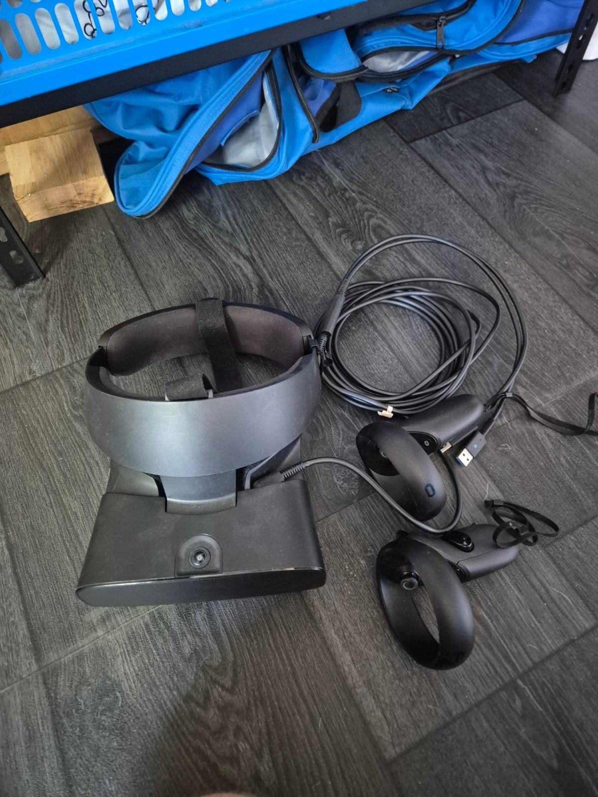 Oculus Rift S VR-bril met controllers, Spelcomputers en Games, Virtual Reality, Ophalen, Zo goed als nieuw, VR-bril, Pc