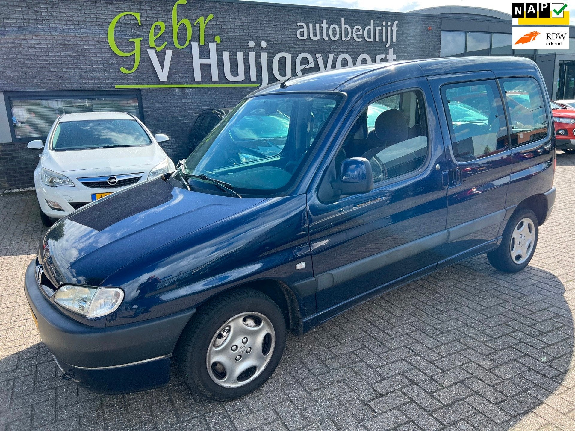 Peugeot Partner 1.6-16V Combispace, Voorwielaandrijving, 1160 kg, Stof, Gebruikt