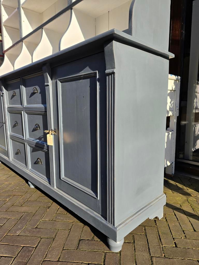 Foto 16 van Charmant grijs-blauwe Grutterskast | Winkelkast | Buffetkast