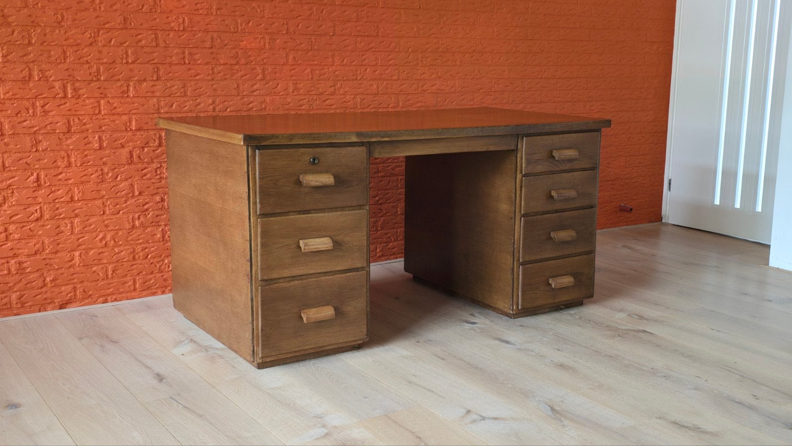 Prachtig Vintage Bureau met 7 Lades - 150x80x75 cm, Ophalen, Gebruikt