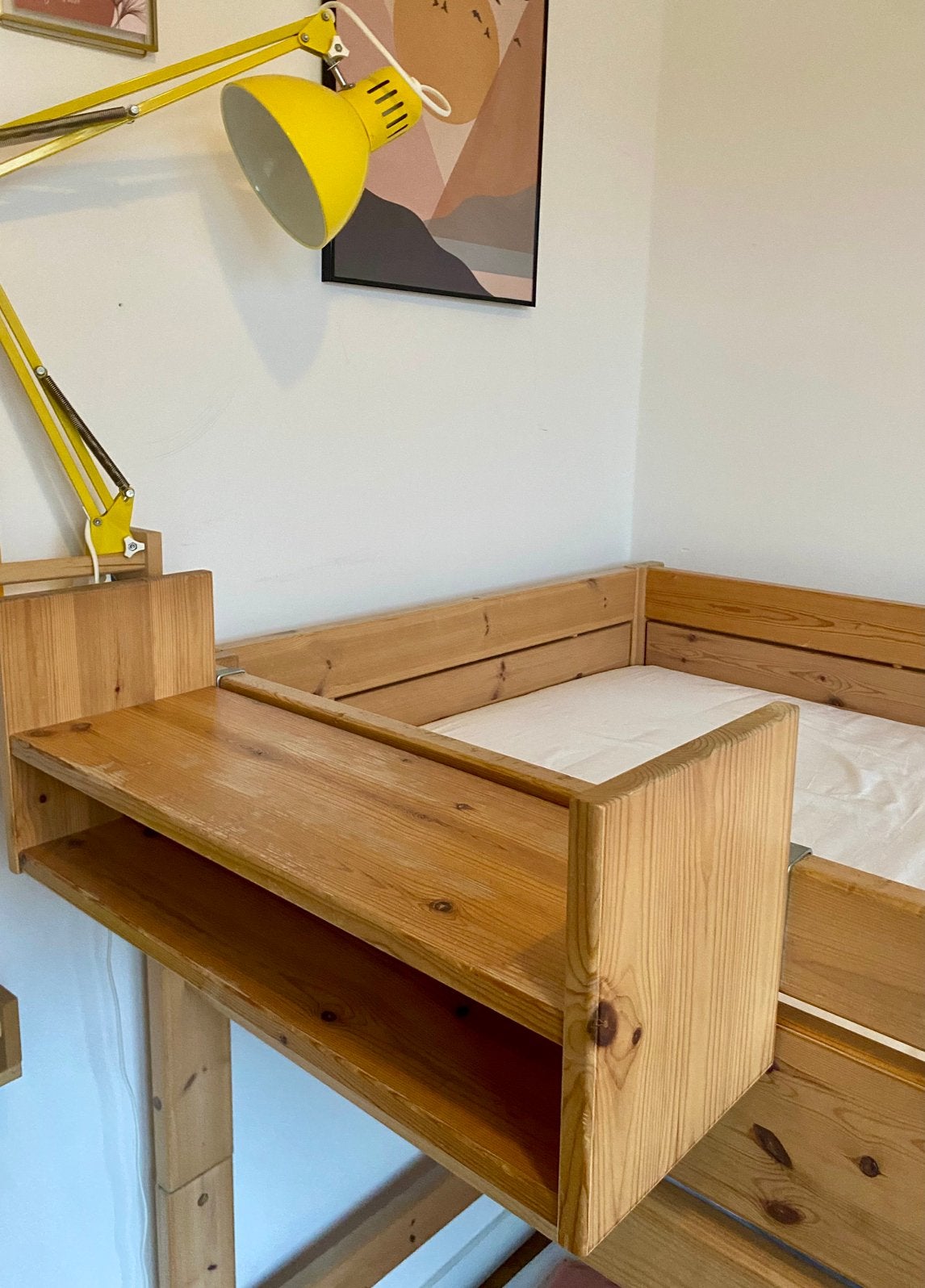 Lifetime massief houten boekenrek vr hoogslaper of stapelbed, Kinderen en Baby's, Ophalen of Verzenden, Gebruikt