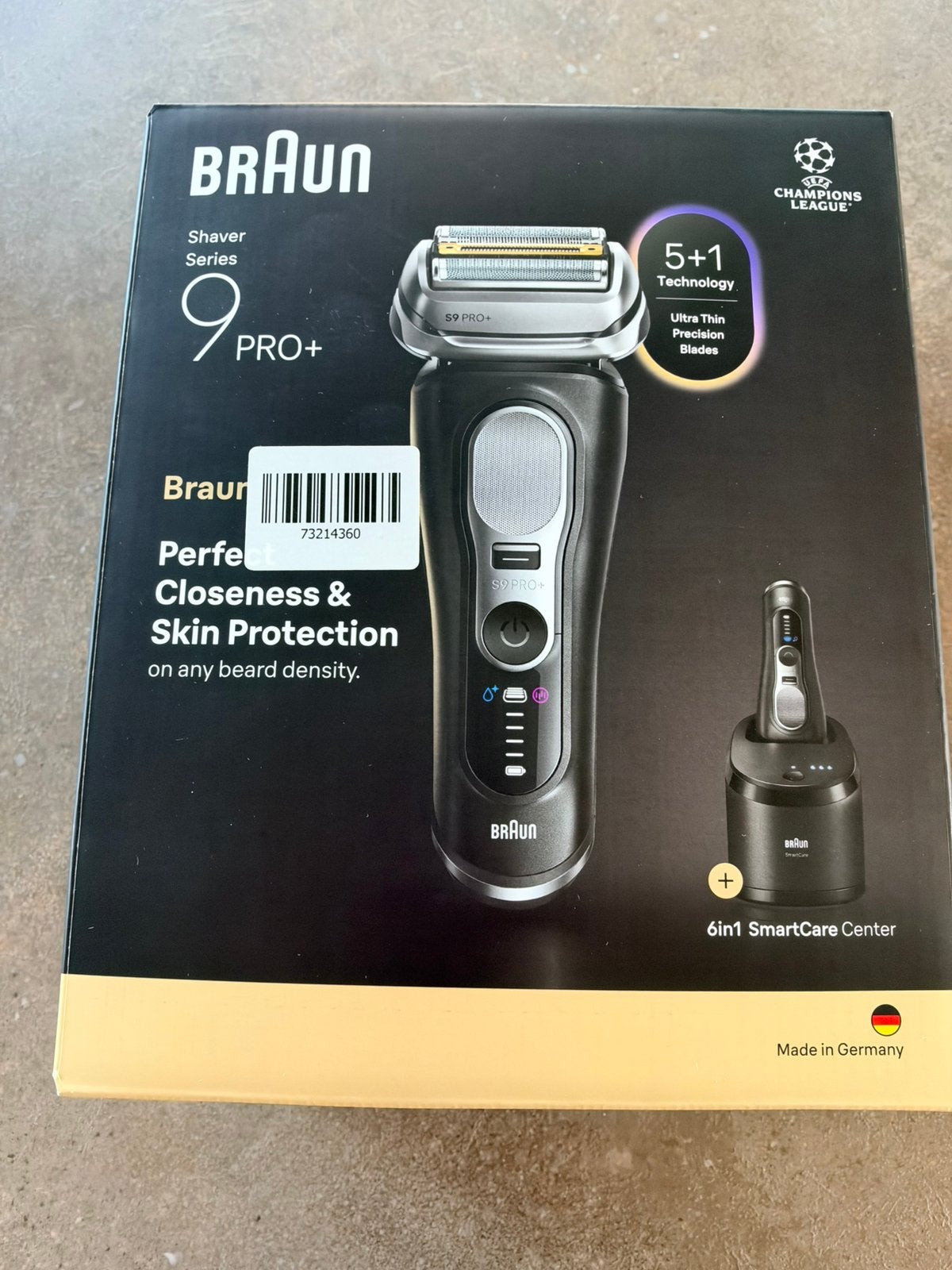 Zgan Braun 9 pro + serie incl. SmartCare center, Ophalen of Verzenden, Zo goed als nieuw, Scheren en Epileren