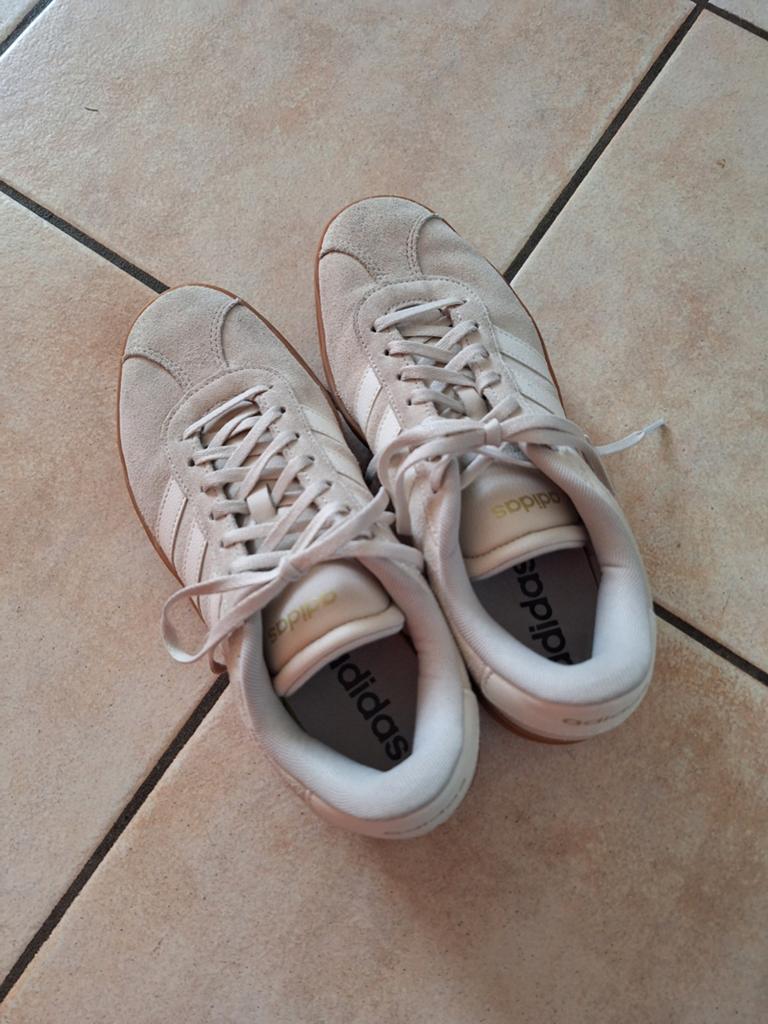 Adidas sneakers maat 40 2/3, Adidas, Beige, Ophalen of Verzenden, Sneakers of Gympen