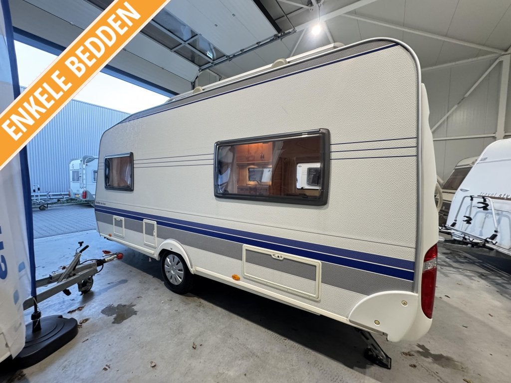 Hobby De Luxe 460 LU / enkele bedden / voortent, Rondzit, Hobby, Bedrijf, Schokbreker