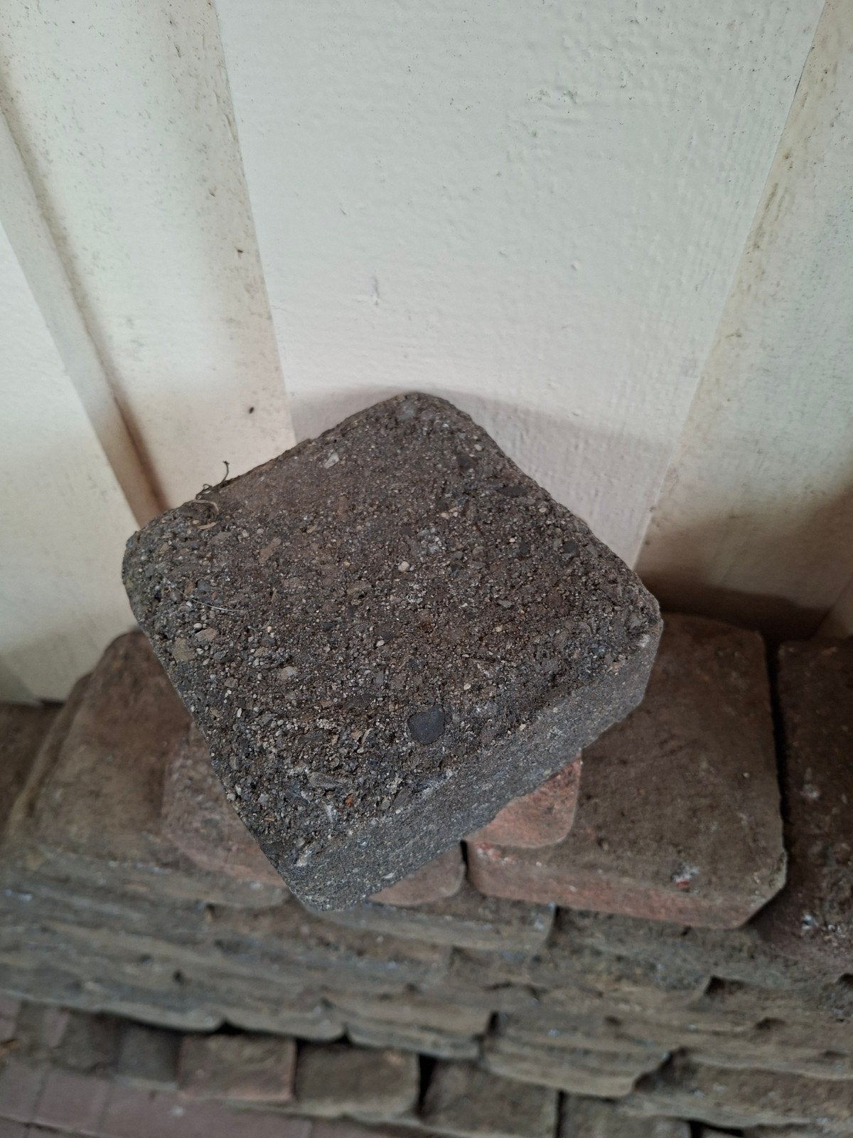 Gebruikte betonnen klinkers - Ideaal voor terras of pad, Ophalen, Gebruikt, Klinkers, 5 tot 10 m²