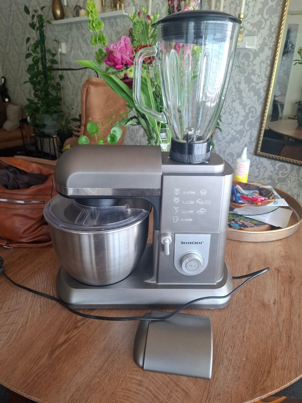 SilverCrest Keukenmachine met Blender - Zo goed als nieuw, Witgoed en Apparatuur, Keukenmixers, Ophalen, 3 snelheden of meer, Zo goed als nieuw