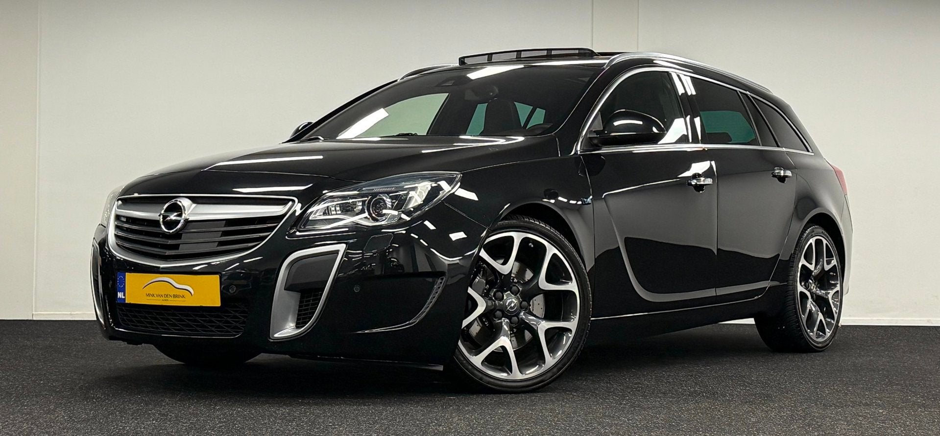 Opel Insignia 2.8 T OPC 4x4*325PK*DealerOh*Opendak*Navi*Came, Automaat, Dealer onderhouden, Gebruikt, Zwart