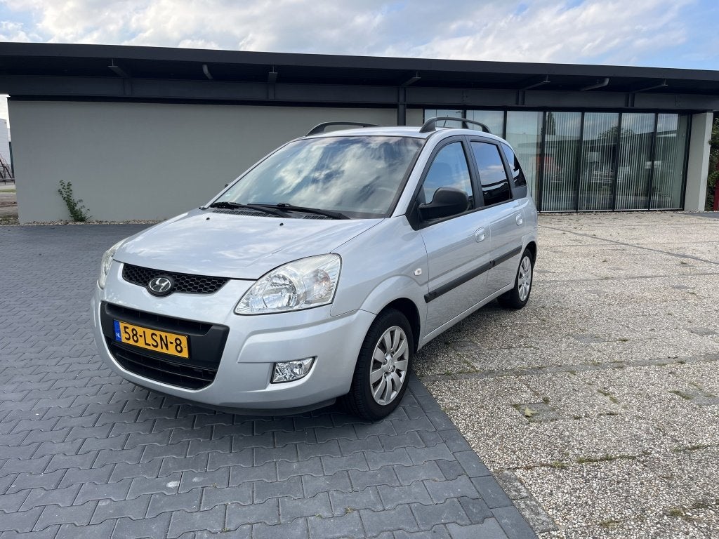 Hyundai Matrix 1.6i Dynamic Airco Cruise Trekhaak Apk, Auto's, Hyundai, Matrix, Stof, Gebruikt, 1599 cc