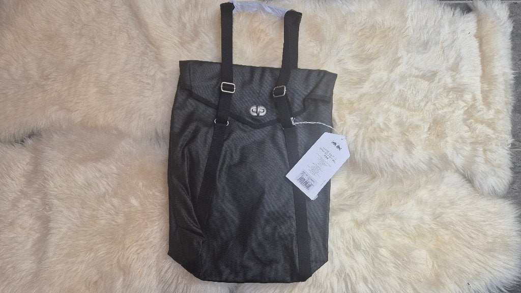 qwstion x red bull tote/tas, Ophalen of Verzenden, Nieuw, Zwart, Overige merken