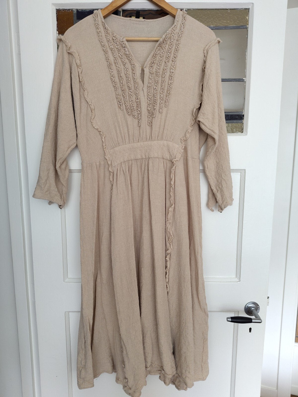 Massimo Dutti midi jurk beige maat M, Maat 38/40 (M), Massimo Dutti, Beige, Ophalen of Verzenden