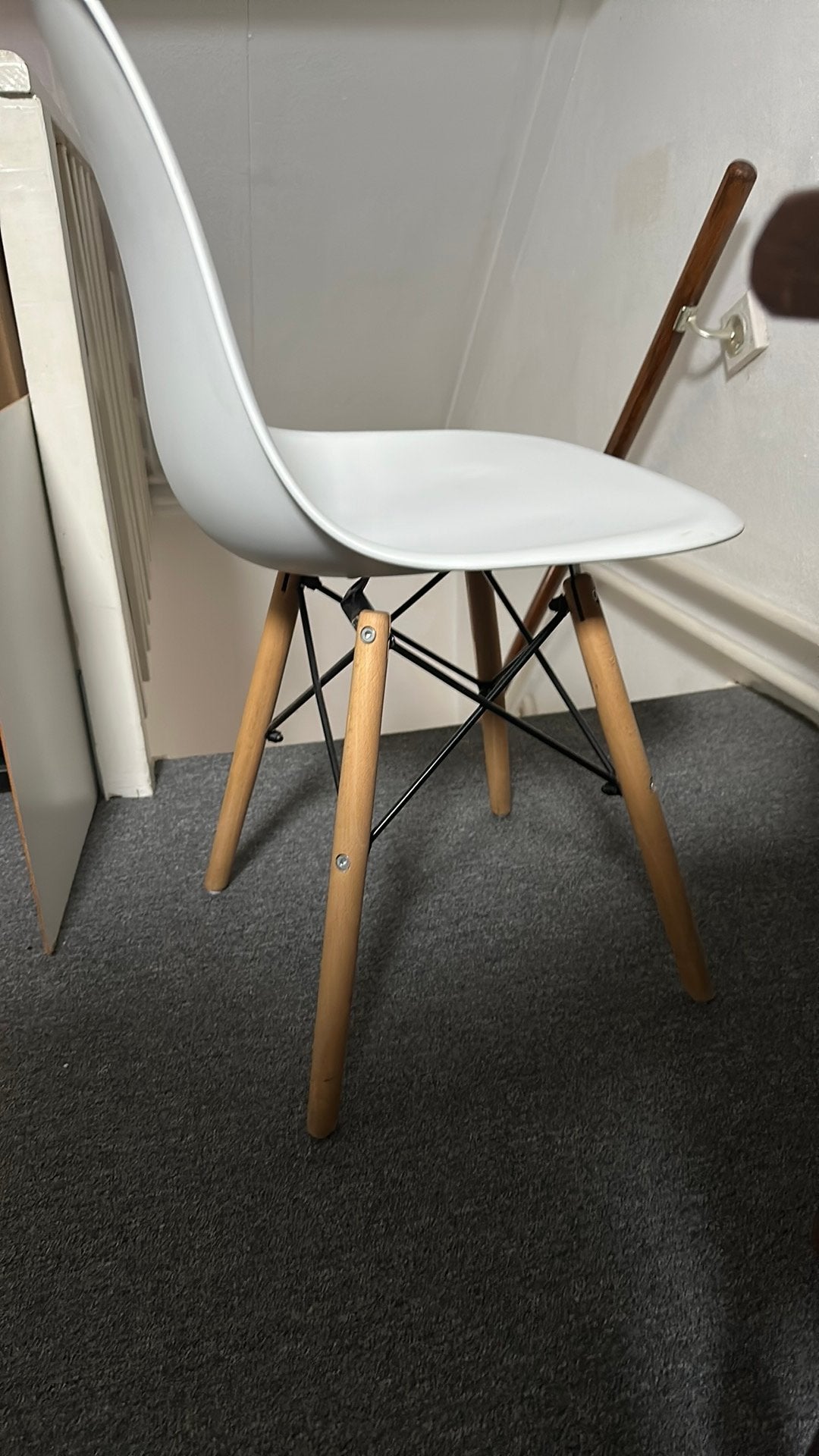 4 witte stoelen te koop, Huis en Inrichting, Stoelen, Wit, Zo goed als nieuw, Vier, Ophalen