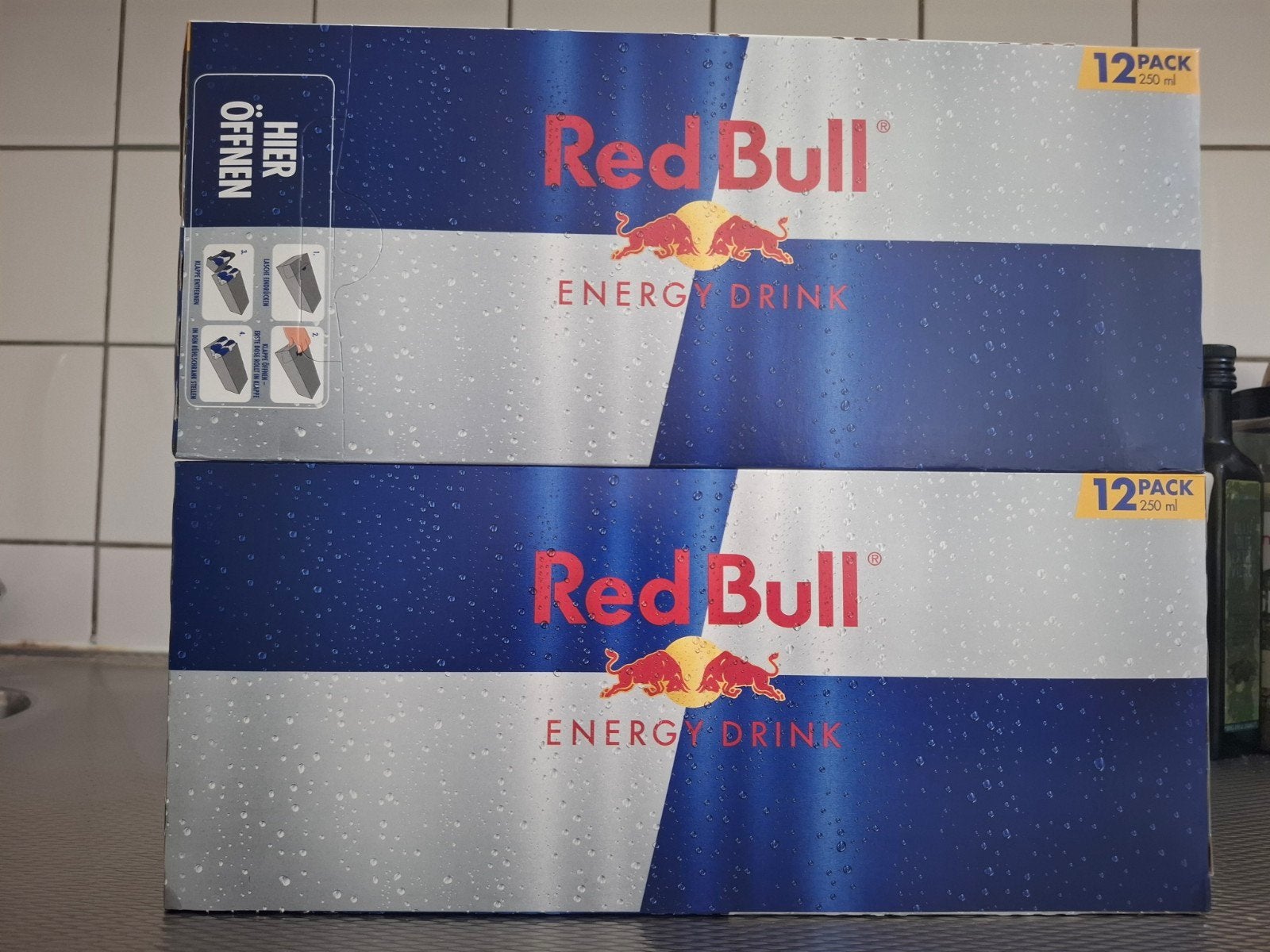 2x een Redbull tray van 12x 250ML met statiegeld te koop, Ophalen