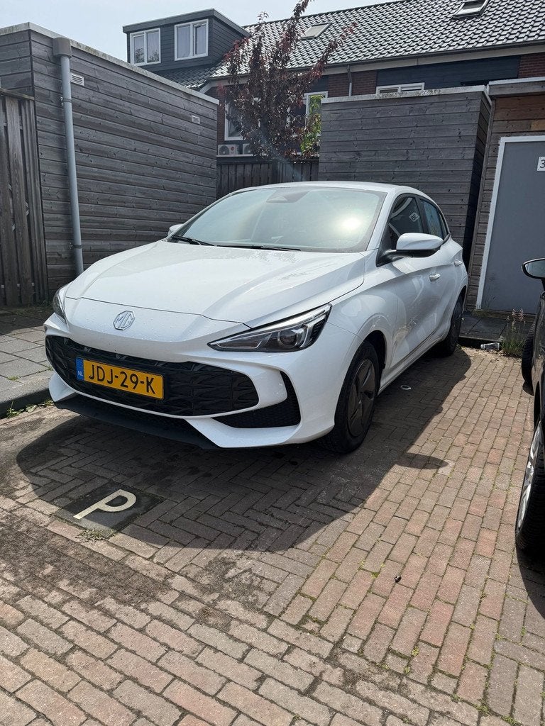MG MG3 Hybride+ (Private Lease Overname), Automaat, Wit, Bedrijf, Metallic lak