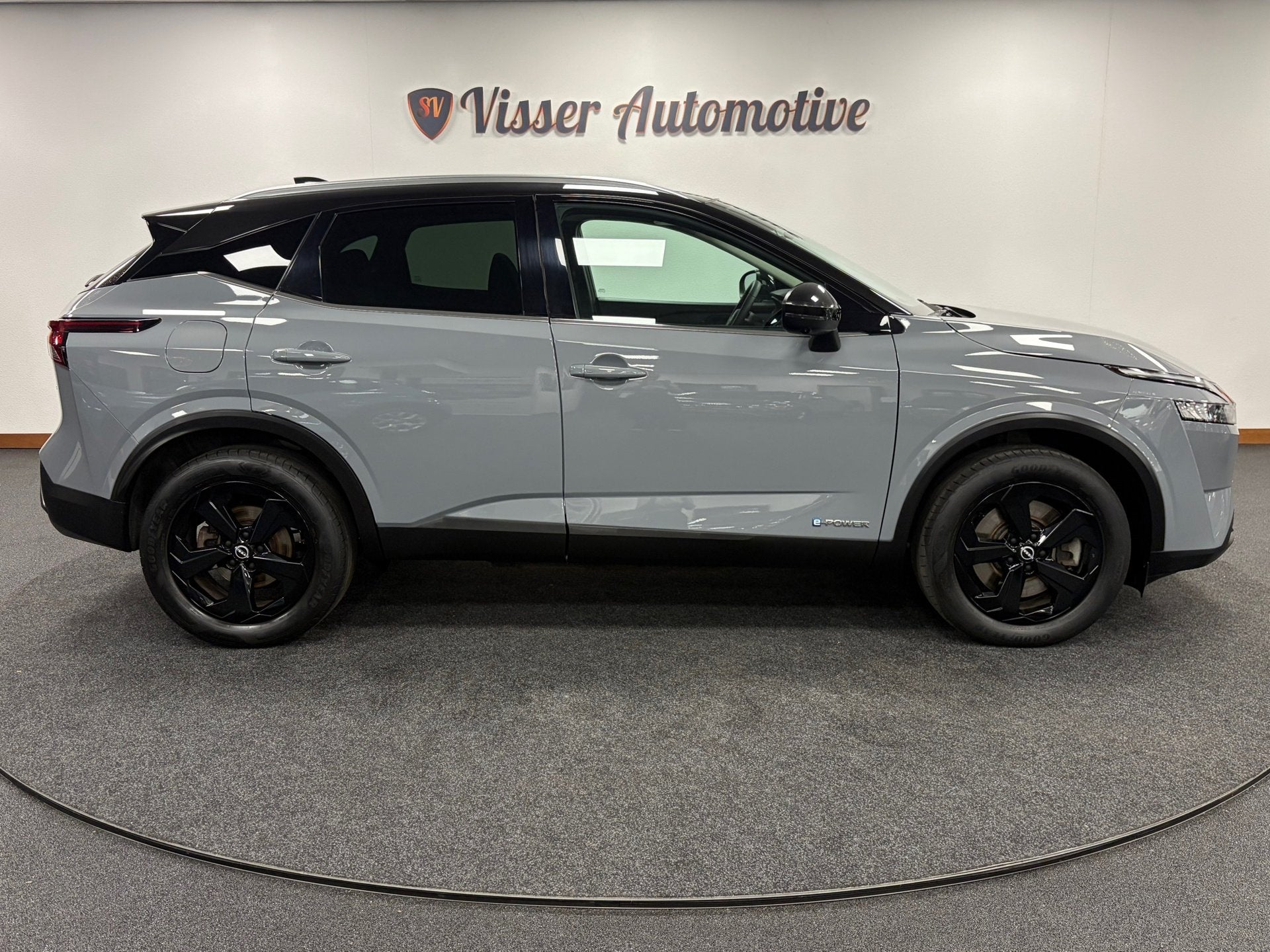 Nissan Qashqai 1.3 MHEV Xtronic Acenta*360Camera*Carplay*Tre, Dealer onderhouden, 1800 kg, Euro 6, Bedrijf