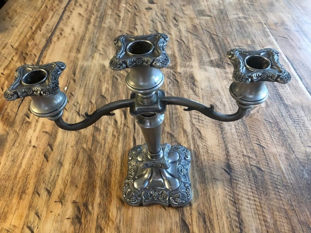 zware kandelaar;  3 kaarsen, Gebruikt, Ophalen of Verzenden, Metaal, Grijs