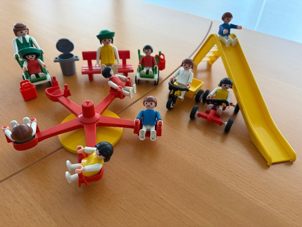 Playmobiel speeltuin, Kinderen en Baby's, Speelgoed | Playmobil, Ophalen, Gebruikt, Los playmobil