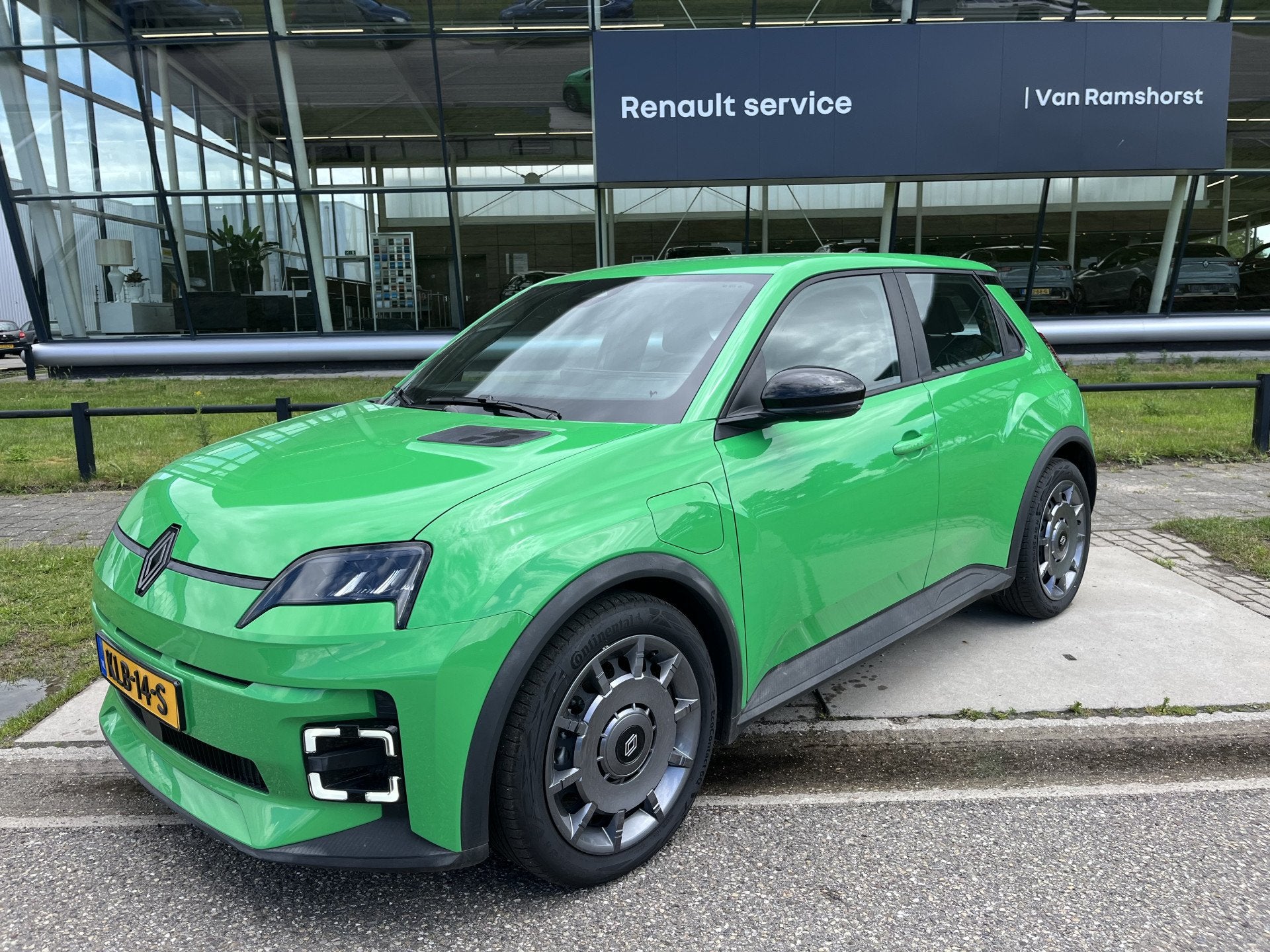 Renault 5 urban range evolution 40 kWh (bj 2025, automaat), Auto's, 122 pk, 270 min, Geïmporteerd, 500 kg