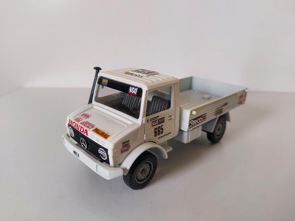 Solido Mercedes-Benz Unimog rally pick-up truck, Ophalen of Verzenden, Gebruikt, Bus of Vrachtwagen, Overige merken
