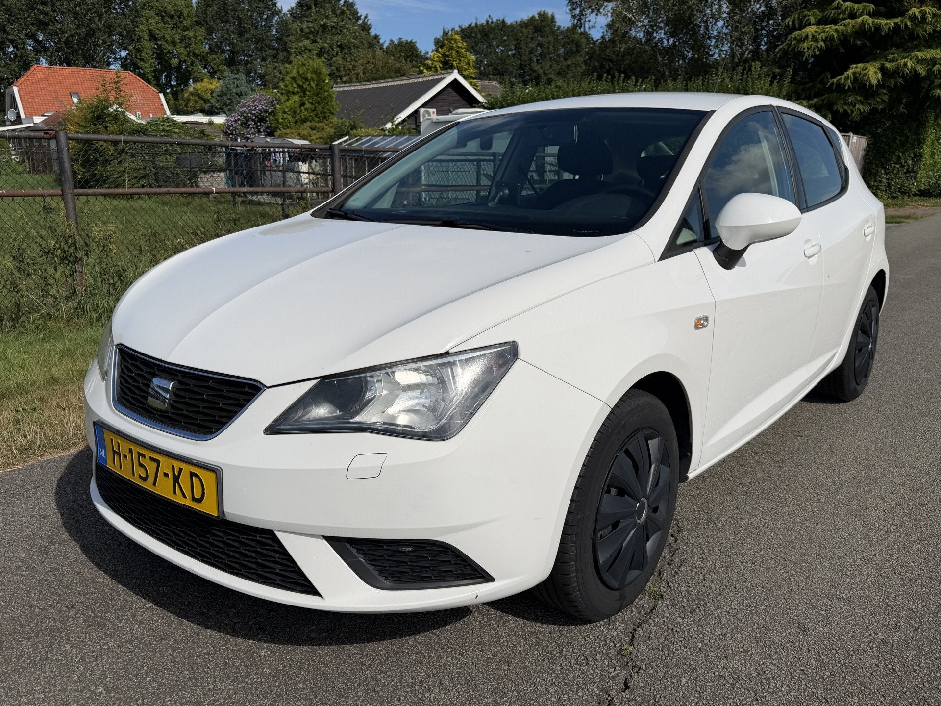 SEAT Ibiza 1.2 TSI Style Airco/Stoelverw/Navi (bj 2014), Voorwielaandrijving, Euro 5, Stof, Zwart