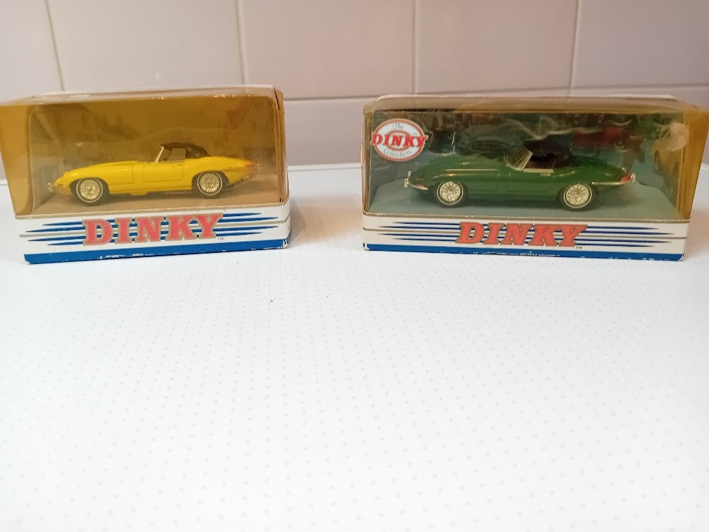 Dinky toys/Jaguar E type., Antiek en Kunst, Antiek | Speelgoed, Ophalen of Verzenden