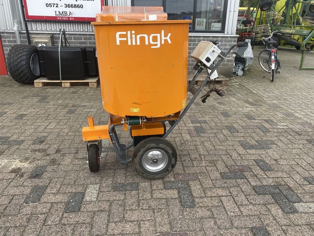 Flingk SE250, Dieren en Toebehoren