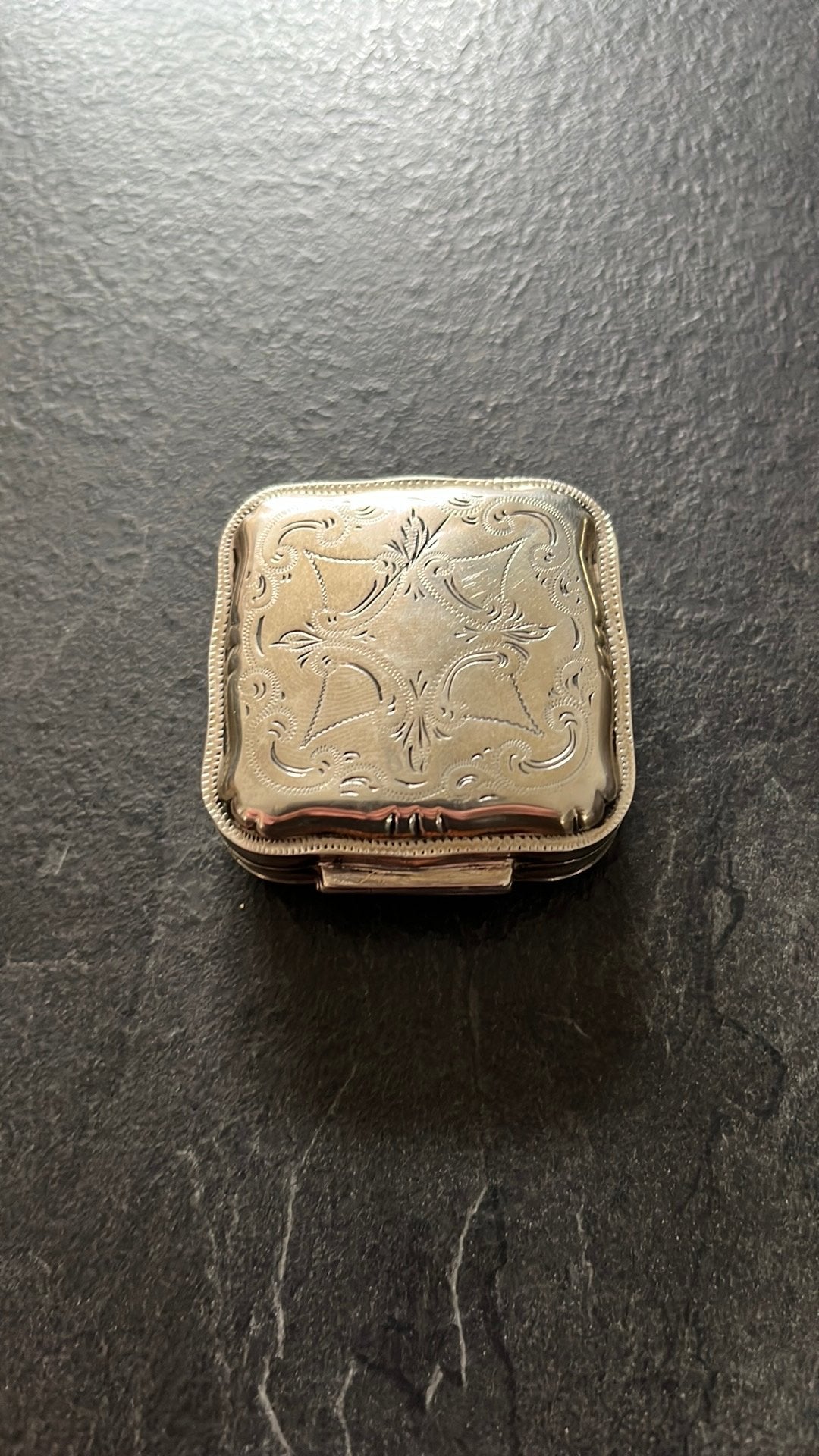 Antiek Zilver pillendoosje, Ophalen, Viltje(s), Overige merken