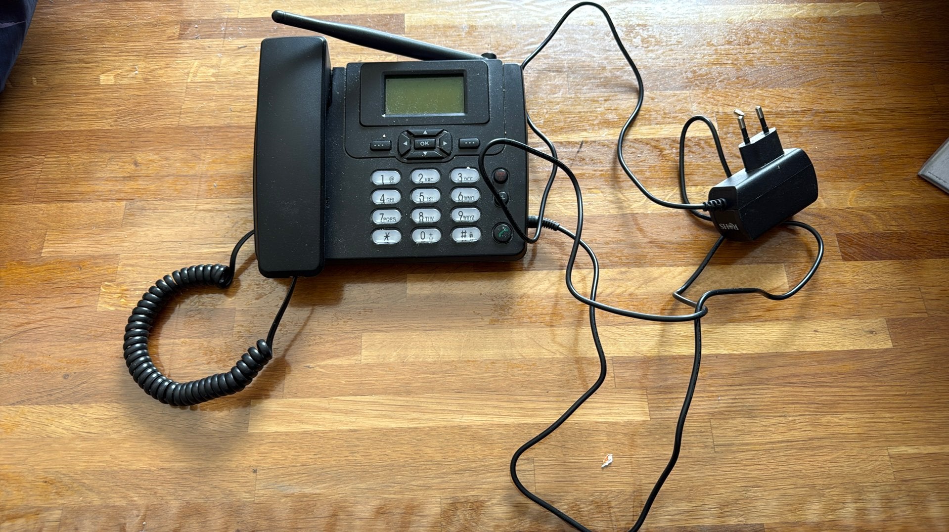 Vaste telefoon geschikt voor simkaart, Ophalen, Zo goed als nieuw