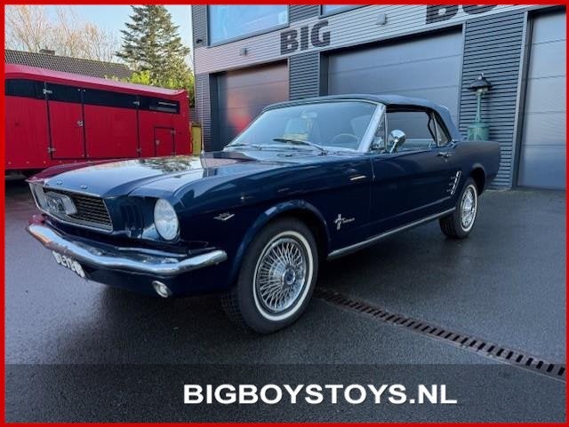 Ford MUSTANG Cabriolet V8, Auto's, Oldtimers, Achterwielaandrijving, Cabriolet, Blauw, Ford