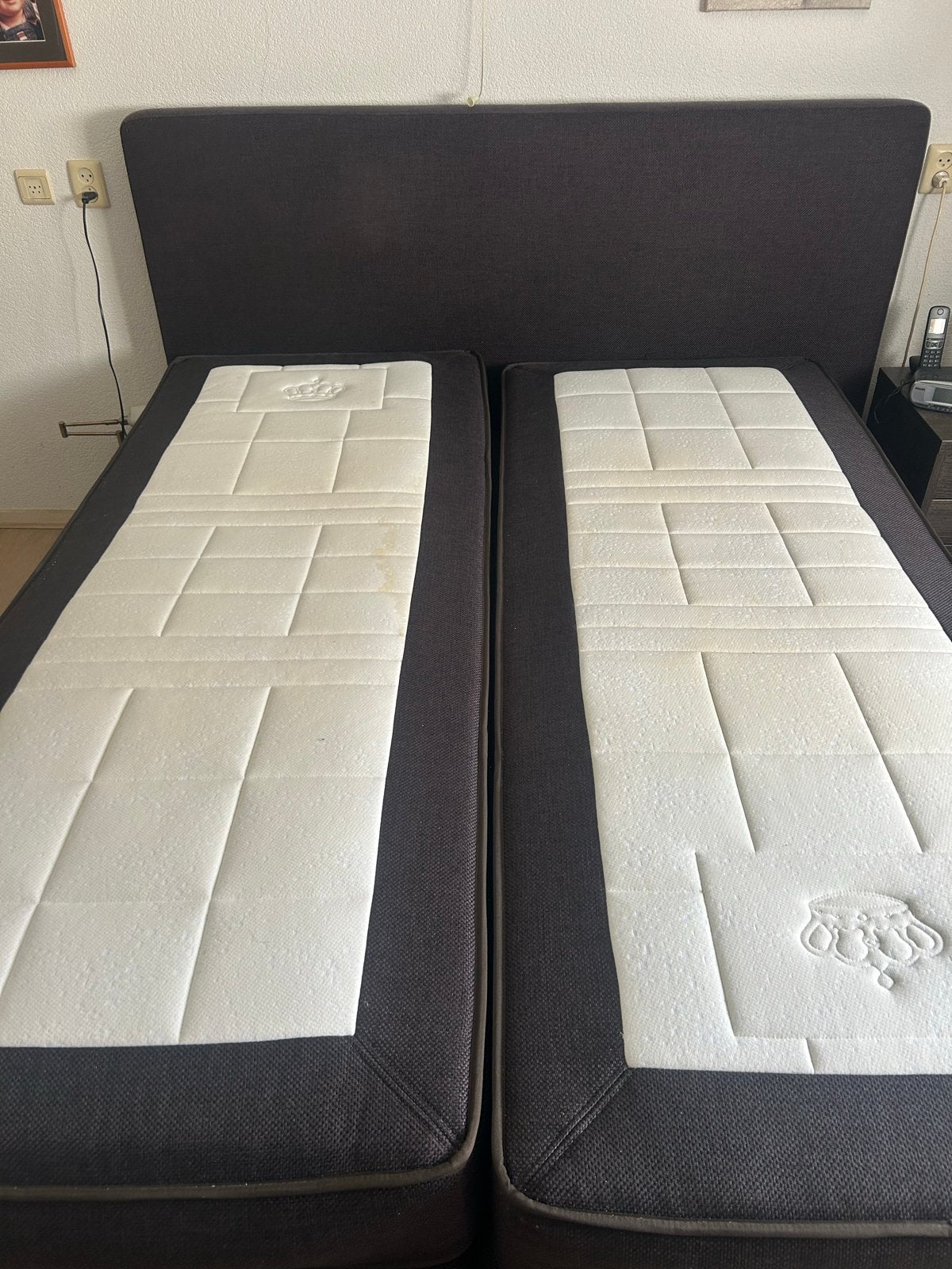 Auping Boxspring met verstelbare bedbodems en matrassen, Ophalen, Bruin, Tweepersoons, 200 cm