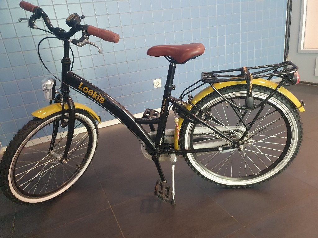Meisjesfiets Loekie Superstar 22 inch, Fietsen en Brommers, Fietsen | Meisjes, 22 inch, Gebruikt, Velgrem, Handrem