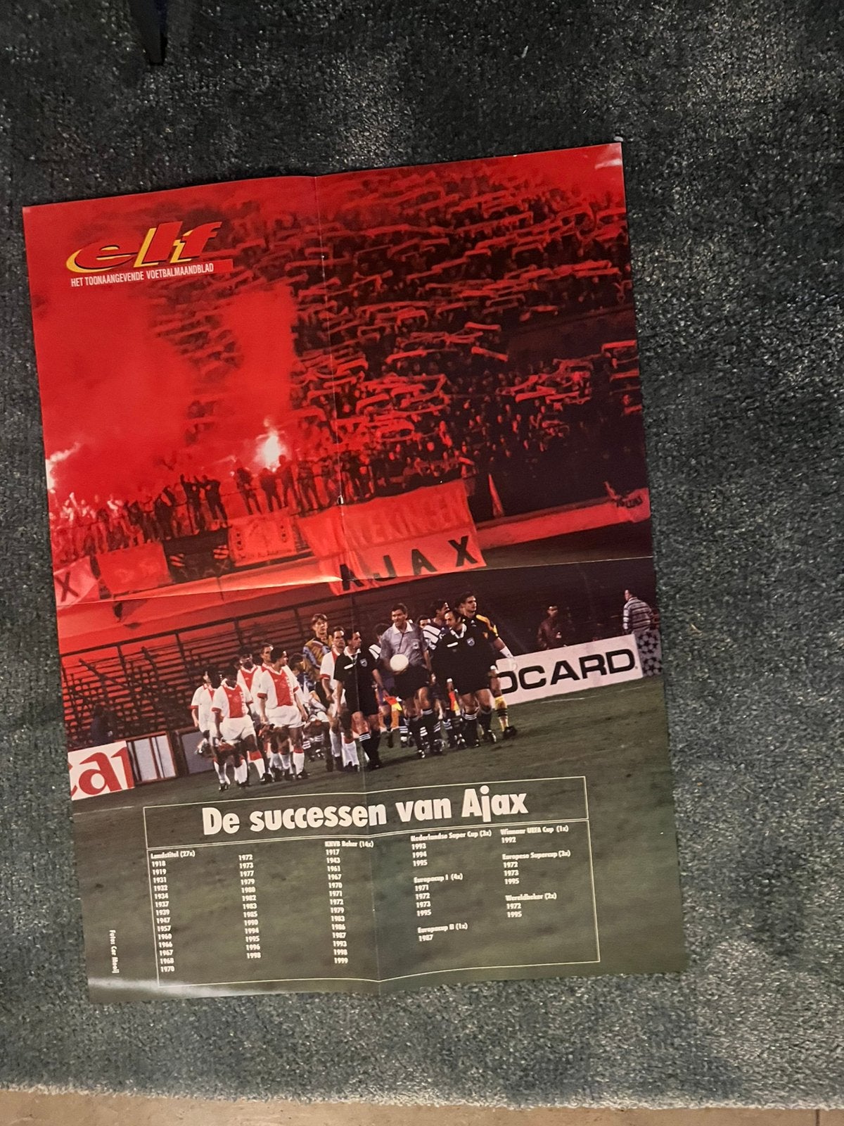 POSTER AJAX IN T KADER VAN 100 jaar bestaan, Ophalen of Verzenden, Zo goed als nieuw, Ajax, Poster, Plaatje of Sticker