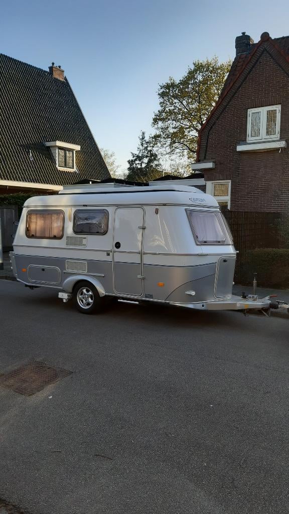 Eriba triton 430 GT, mover, toilet, luifel, bj. 2006, Standaardzit, Dwarsbed, Tot en met 3, Particulier