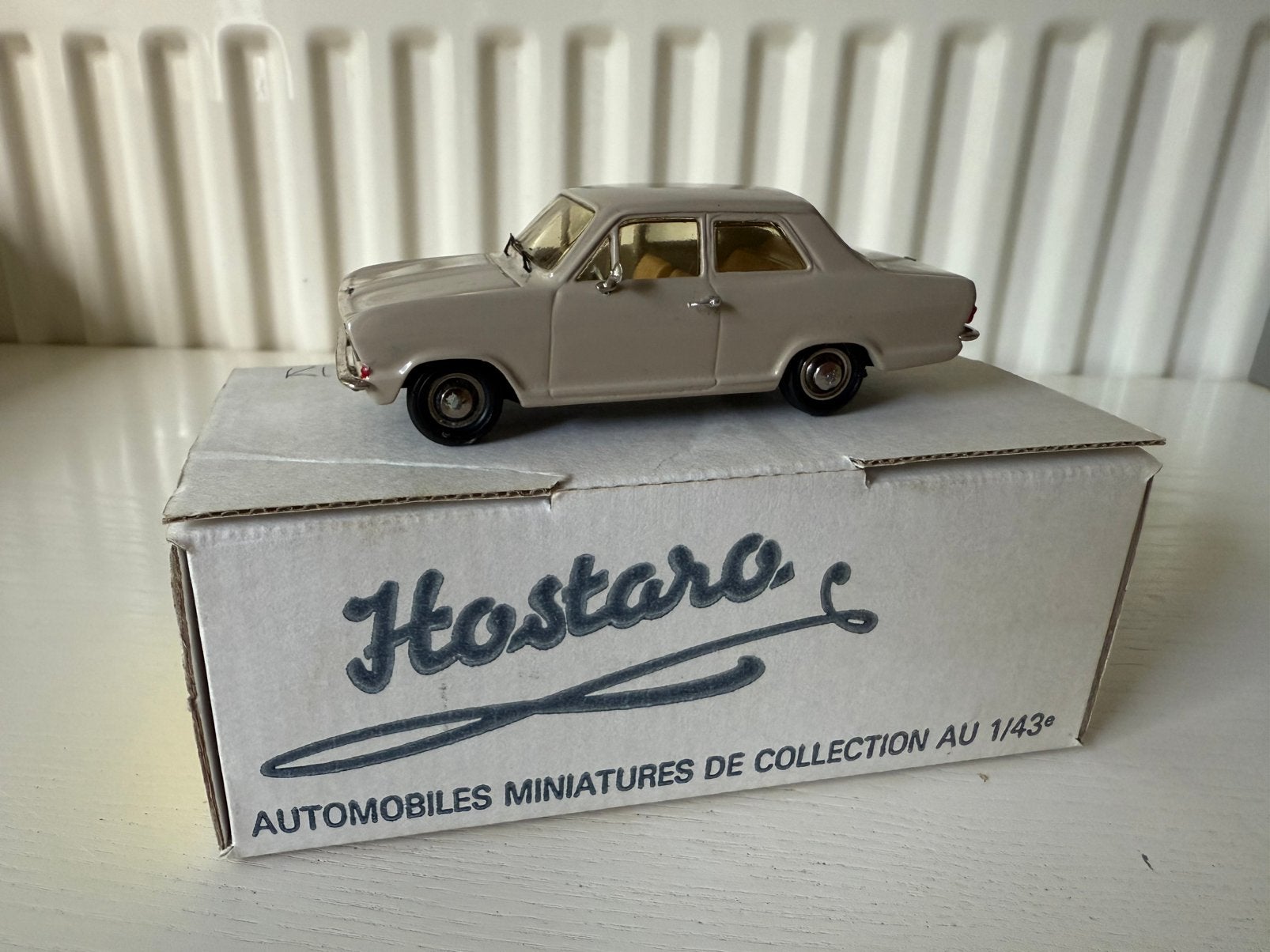 Opel Kadett B - beige - Hostaro, Ophalen of Verzenden, Zo goed als nieuw, Auto, Overige merken