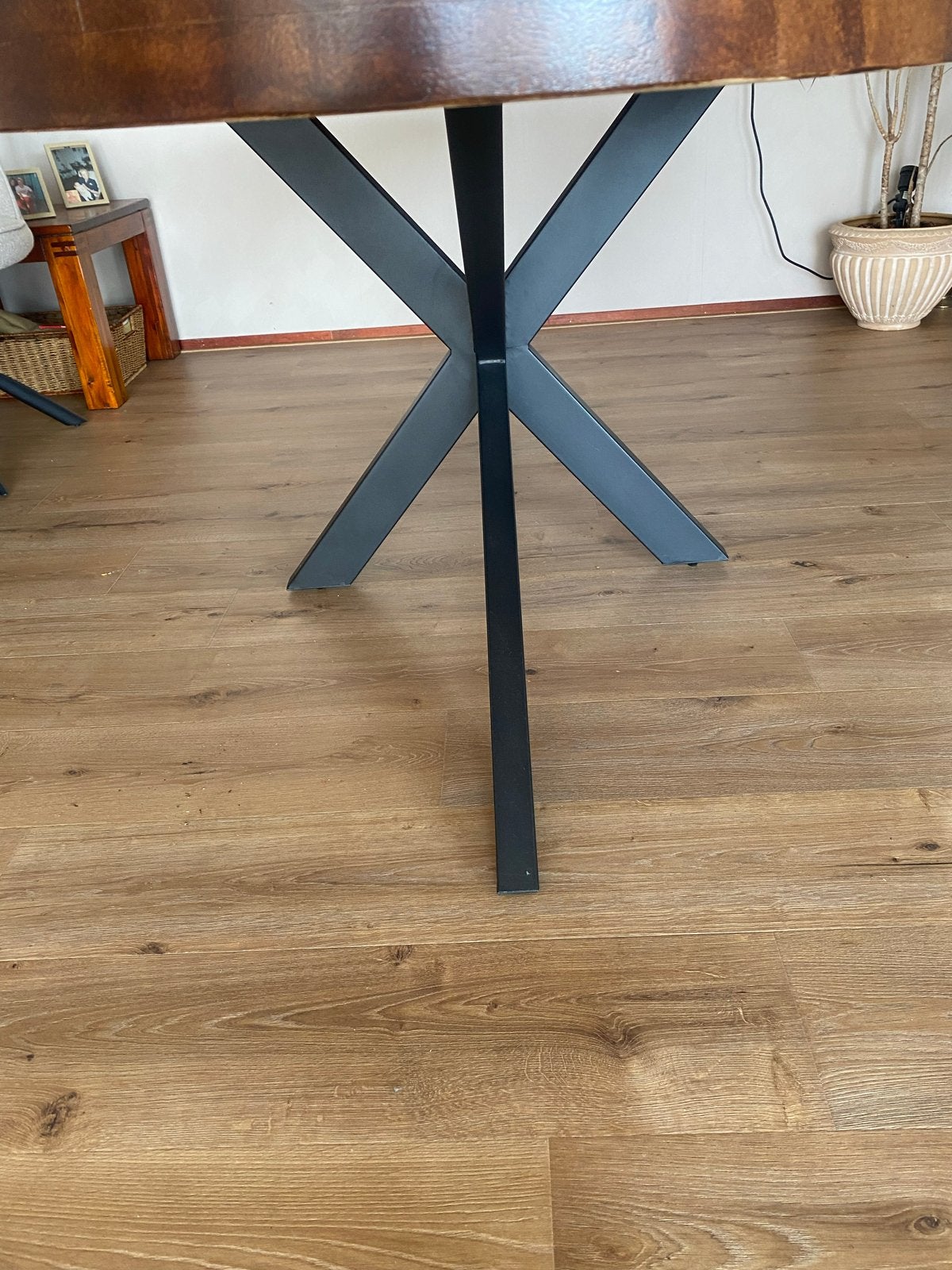 Robuuste ovale eettafel 200x100 cm, zo goed als nieuw, Huis en Inrichting, Tafels | Eettafels, Zo goed als nieuw, Vijf personen of meer