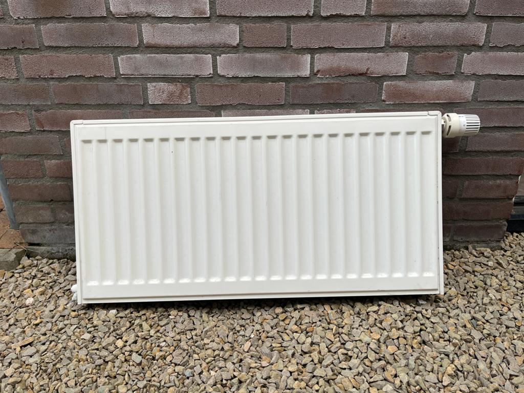 Radiator Verwarming incl Thermostaatknop 80 x 40 cm, 30 tot 80 cm, Radiator, Ophalen of Verzenden, Zo goed als nieuw