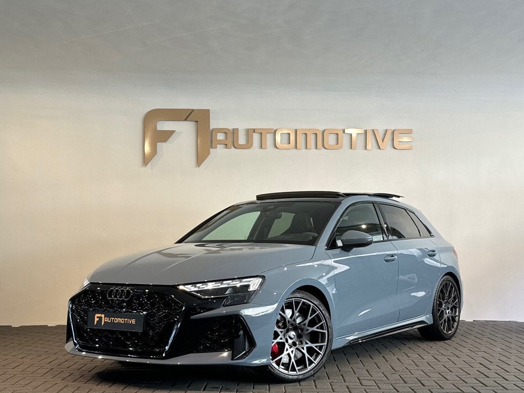 Audi RS3 Sportback 2.5 TFSI quattro Pano|Kuip|HuD|Sonos|PPF, Auto's, Audi, Automaat, Gebruikt, RS3, 11 km/l