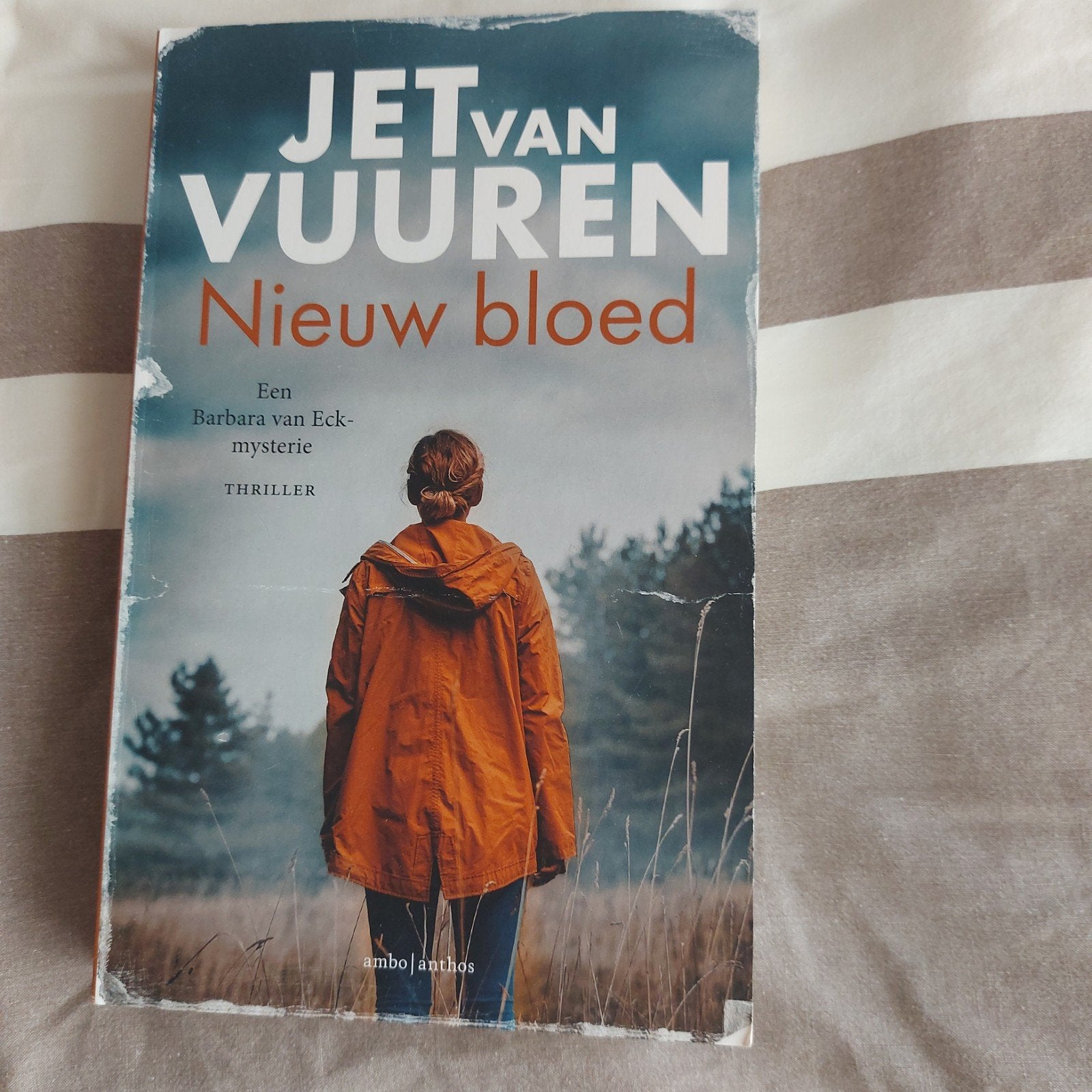 Jet van Vuuren - Nieuw bloed, Ophalen of Verzenden, Zo goed als nieuw, Jet van Vuuren