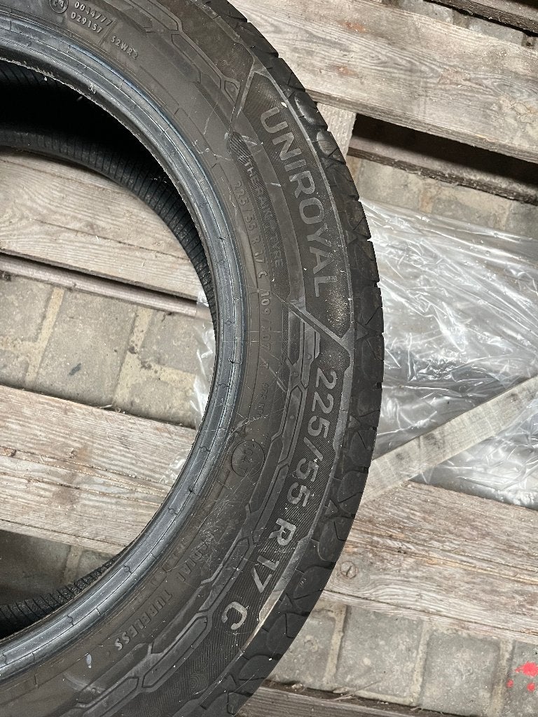 autoband 225/55 R 17C, 2 stuks uni royal, Ophalen