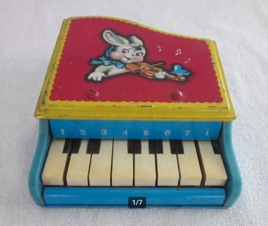 Oude blikken speelgoed piano UC 538 made in China., Ophalen of Verzenden