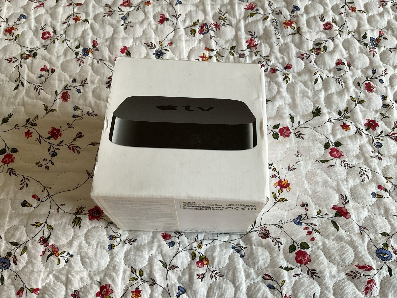 Apple TV HD (3 generatie) A1469 1080p hdmi Compleet in doos, Ophalen of Verzenden, Zo goed als nieuw, HDMI, Zonder harde schijf