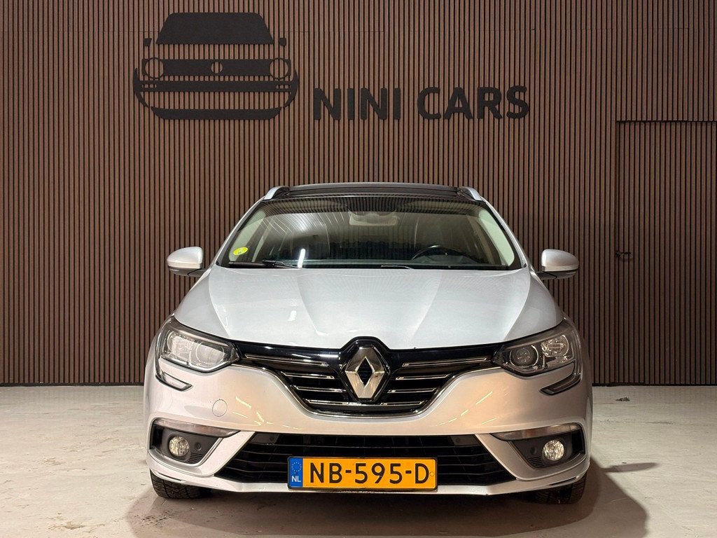 Renault Mégane Estate Bose GT-Line, Auto's, Renault, Gebruikt, 4 cilinders, Leder en Stof, Origineel Nederlands
