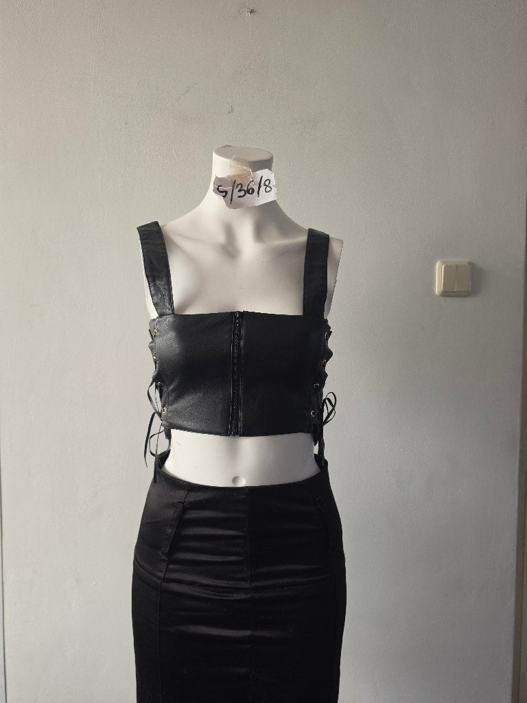Nieuw Asos imitatieleer topje maat S/36, Zwart, Nieuw, Ophalen of Verzenden, Asos